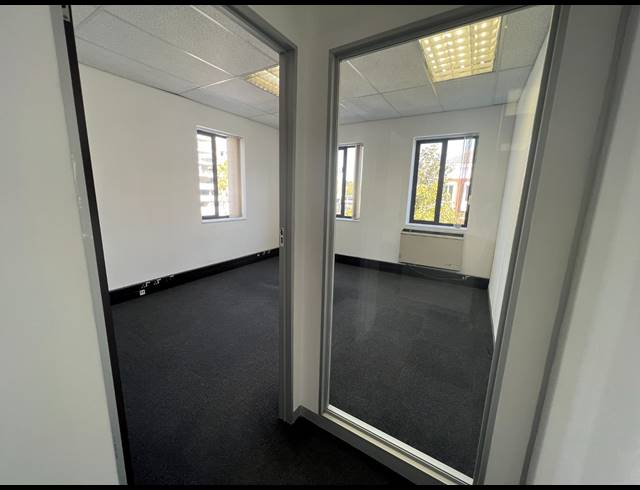 331M² OFFICE TO LET IN ROSEBANK